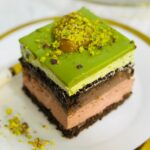 مني فستق ونوتيلا