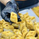بكلاوة طرابلسية لوز وعسل طبيعي
